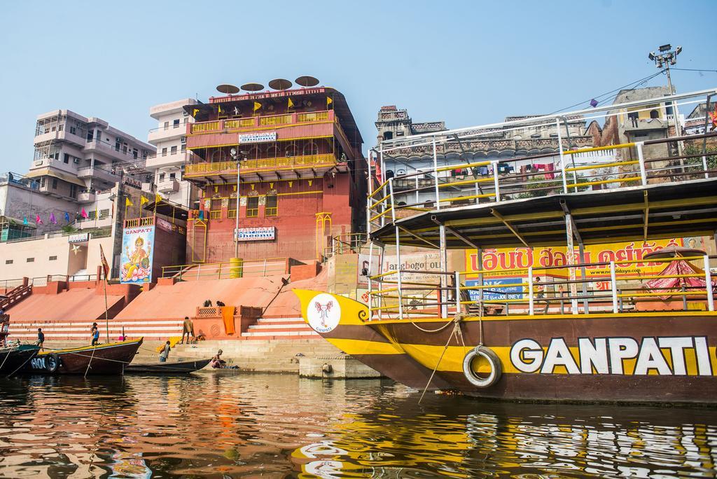 Ganpati Guest House Варанаси Екстериор снимка