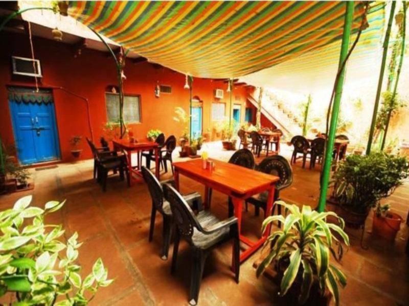 Ganpati Guest House Варанаси Екстериор снимка