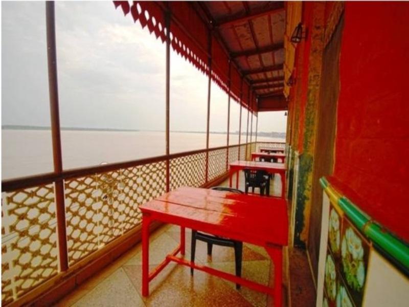 Ganpati Guest House Варанаси Екстериор снимка