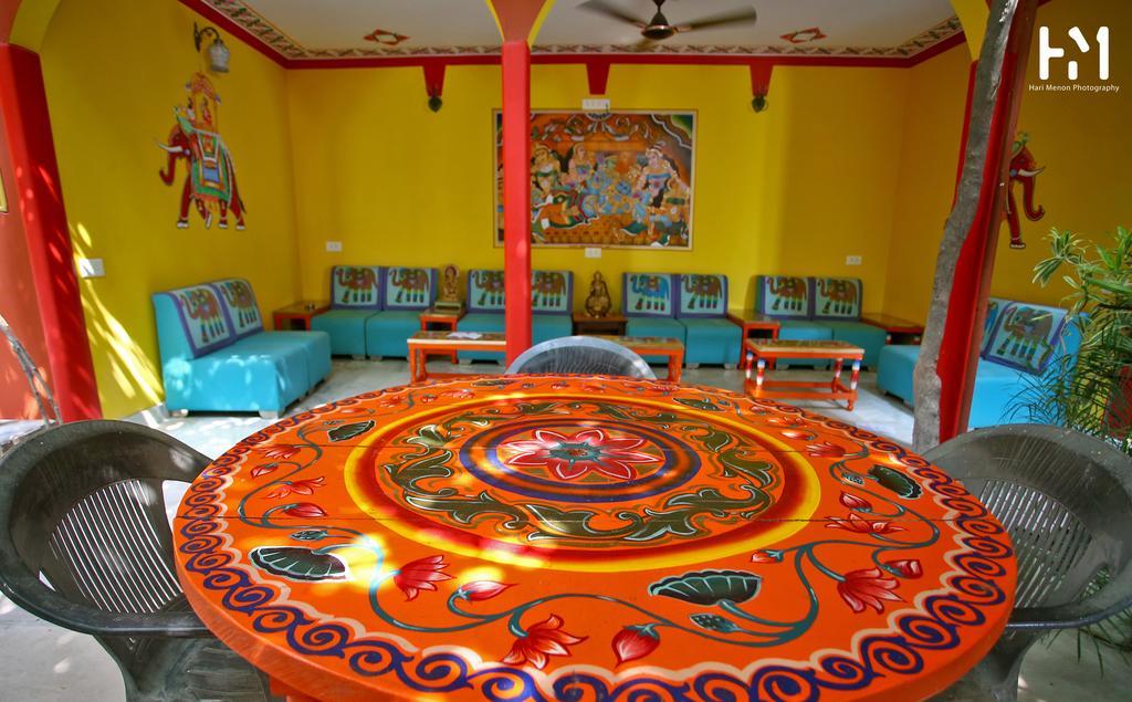 Ganpati Guest House Варанаси Екстериор снимка