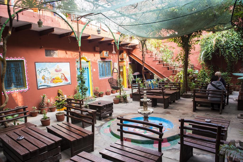 Ganpati Guest House Варанаси Екстериор снимка